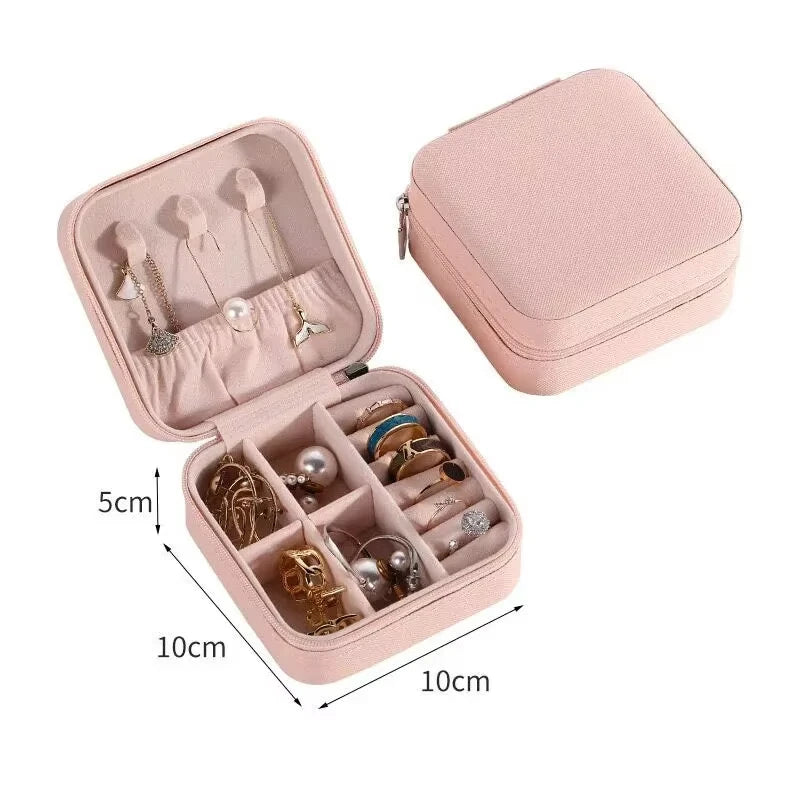 Personalized Bridesmaid Gifts Travel Jewelry Case with Name Customized Gift for Birthdays Bridesmaids Valentine Wedding Gifts