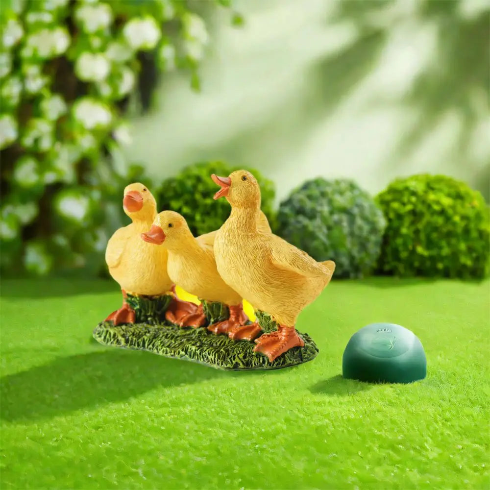 Garden Decor Resin Three Ducks Statue Cartoon Decorative Ducks Sculpture Cute Desktop Ornament Living Room