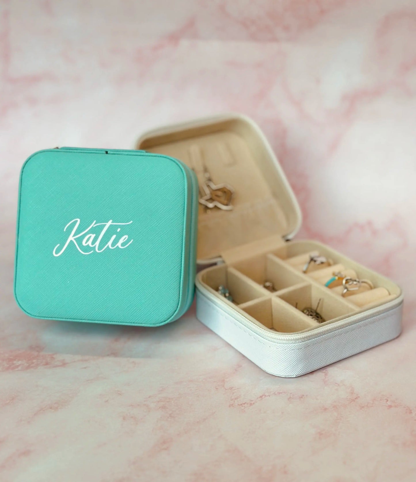 Personalized Bridesmaid Gifts Bachelorette Party Gift Travel Jewelry Case Wedding Gifts Hen Party Gifts Birthday Favor For Her