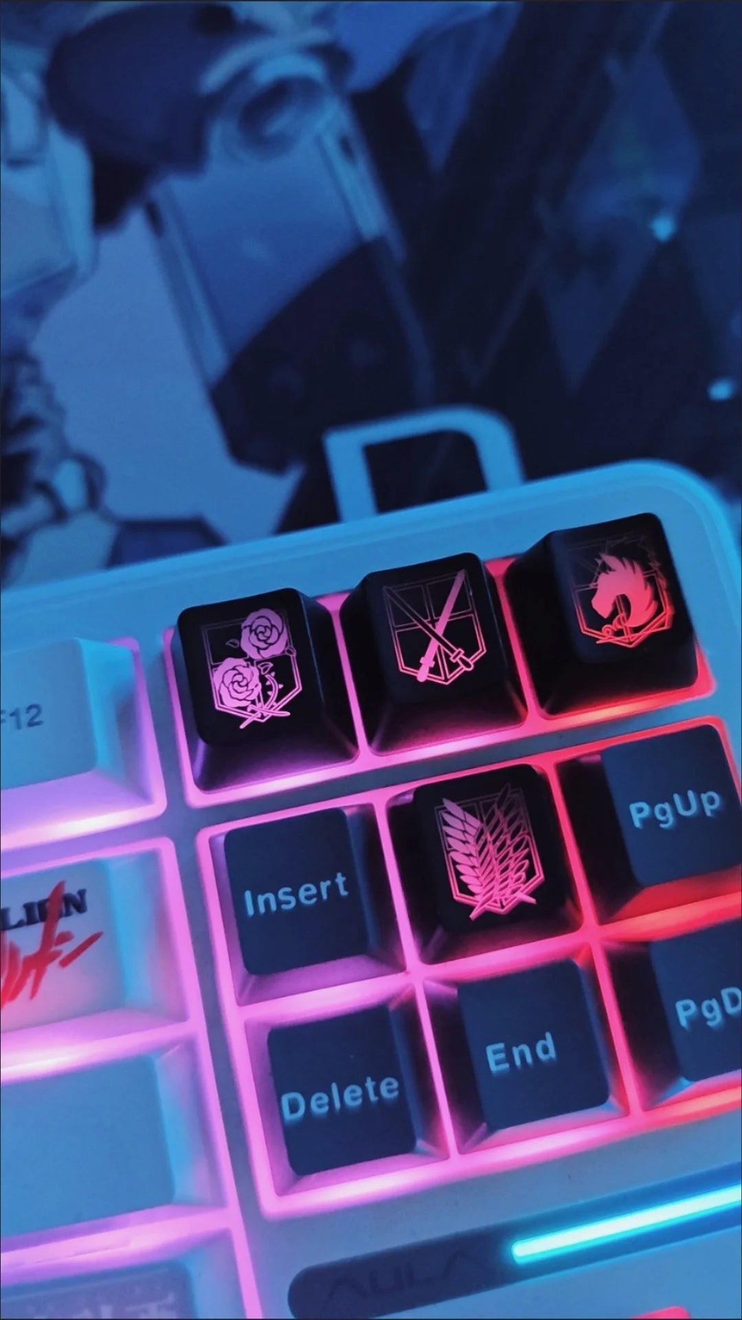 Cartoon anime peripheral Attack On Titan black translucent light keycap mechanical keyboard replacement key ABS material