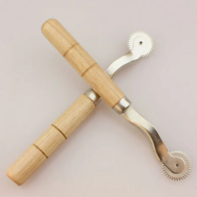 Sewing Tool  With Wood Handle Practical Serrate Edge Pattern Tracer Tracing Wheel Tailor Stitch Marker New Arrival