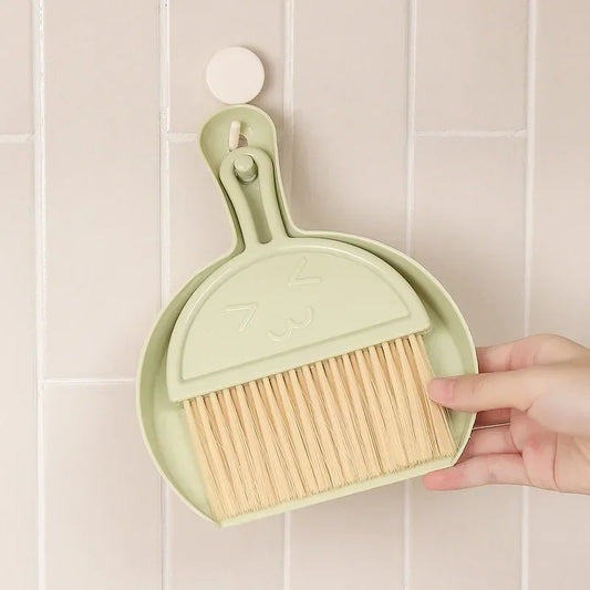 Dropship! Home Office Thicken Plastic Desk Cleaning Set Mini Desktop Keyboard Cleaning Brush Brush with A Small Broom Dustpan