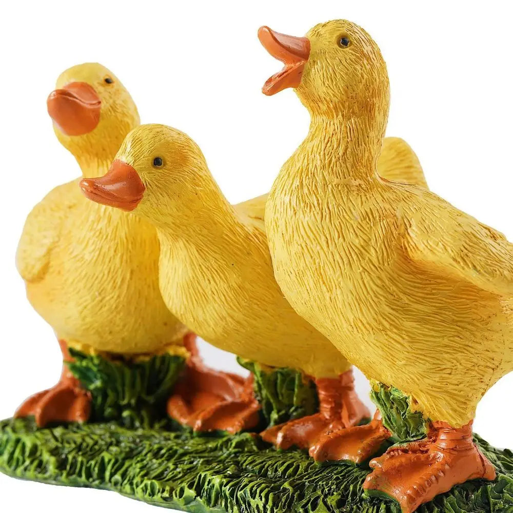 Garden Decor Resin Three Ducks Statue Cartoon Decorative Ducks Sculpture Cute Desktop Ornament Living Room