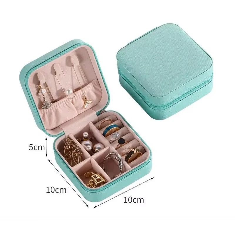 Personalized Bridesmaid Gifts Travel Jewelry Case with Name Customized Gift for Birthdays Bridesmaids Valentine Wedding Gifts