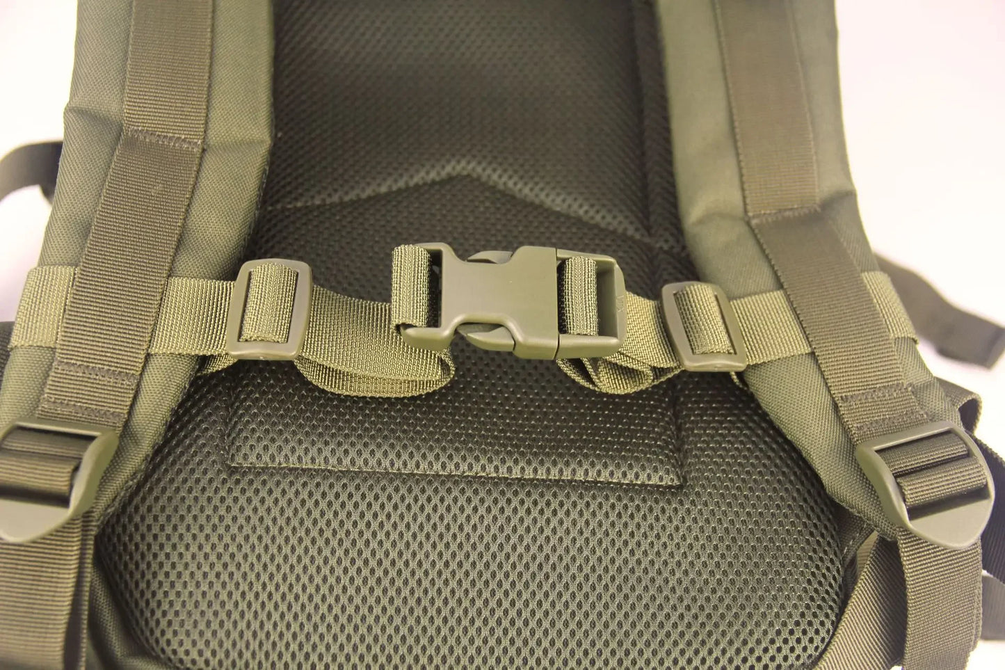 Hiking Backpack Chest Strap Adjustable Backpack Heavy Duty Chest Strap Belt for Hiking and Jogging  Non-slip Pull Belt