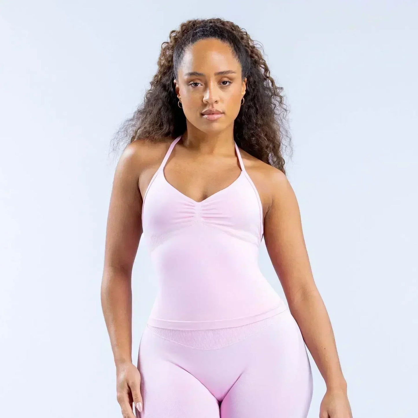 Summer fitness shape  beautiful shoulder straps  chest pillow  bra and yoga shorts  a must for fitness.