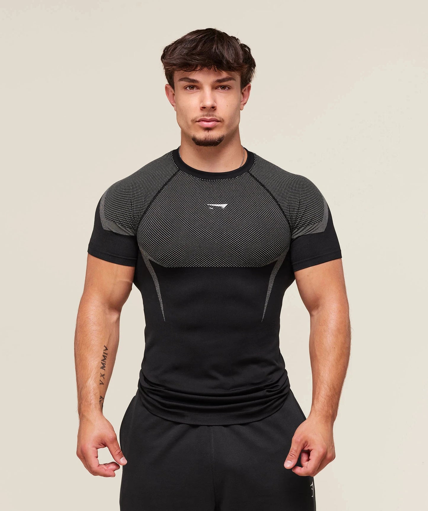 Fitness T-shirt, men's elastic quick drying breathable short sleeved, suitable for exercise, running, cycling, fitness clothes