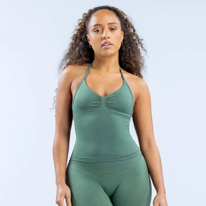 Summer fitness shape  beautiful shoulder straps  chest pillow  bra and yoga shorts  a must for fitness.