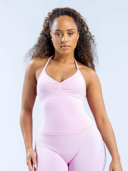 Summer fitness shape  beautiful shoulder straps  chest pillow  bra and yoga shorts  a must for fitness.