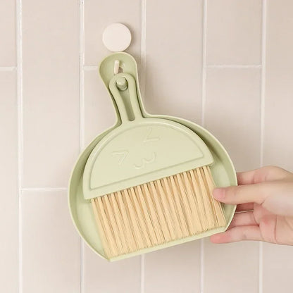 Dropship! Home Office Thicken Plastic Desk Cleaning Set Mini Desktop Keyboard Cleaning Brush Brush with A Small Broom Dustpan